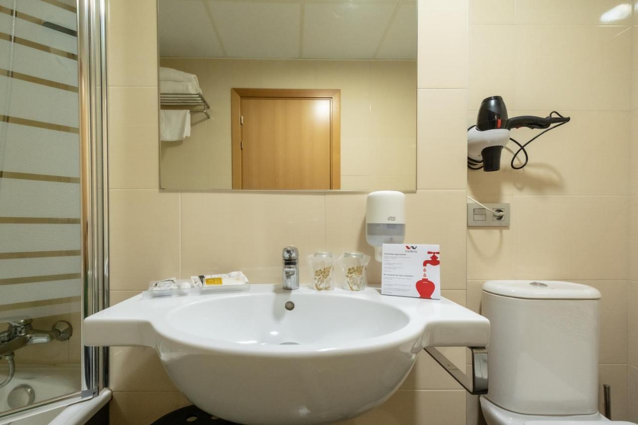 Hotel Abades Via Norte Міранда-де-Ебро Екстер'єр фото